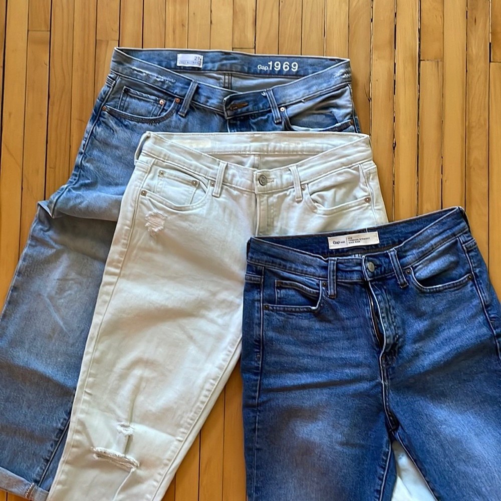 Gap jeans bundle (3) 27r